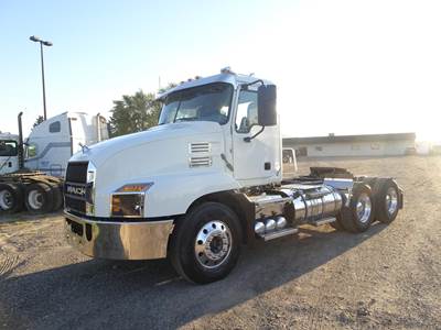Mack Anthem 64T Day Cab Truck - MP8 425HP, 12 Speed M Drive Automatic
