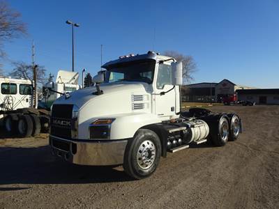 Mack Anthem 64T Day Cab Truck - MP8 445HP, 12 Speed M Drive Automatic