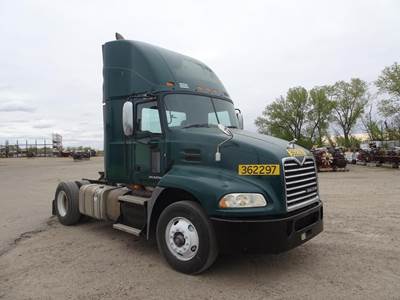 Mack Pinnacle CXU612 Single Axle Day Cab Truck - MP7 335HP, 12 Speed M Drive Automatic