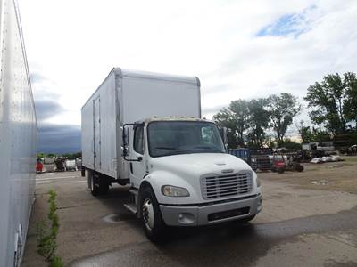 Freightliner M2 106 24 ft Box Truck - 210HP, Automatic