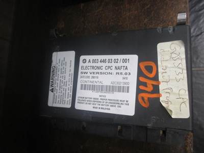 Freightliner A0034460302 001 Engine Control Module (ECM)