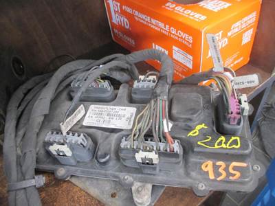 Freightliner A66-03087-000 Engine Control Module (ECM)