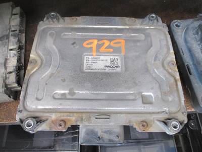 Paccar A054G093 Engine Control Module (ECM)
