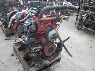 Cummins B6.7 260 Engine