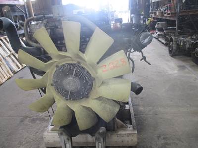 Detroit DD13 Engine