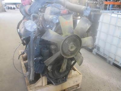 Mack E7-400 Engine