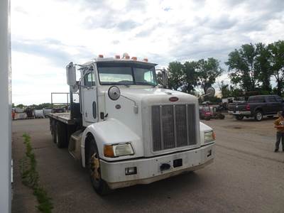 Peterbilt 385 Tandem Axle 18 ft Flatbed Truck - 280HP, 6 Speed Automatic