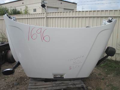 Freightliner Cascadia Hood