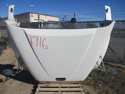 Freightliner Columbia Hood