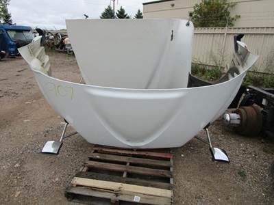 International 4400 Hood