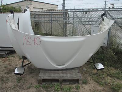 2005 International 4400 Hood, White, 42"