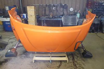 International 7400 Hood