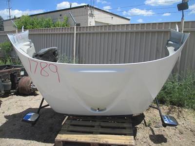 Used International 8600 Hood, 43", White