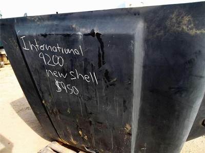 International 9200 Hood