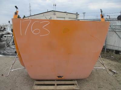 Used International 9200 57" Flat WS Hood, Orange