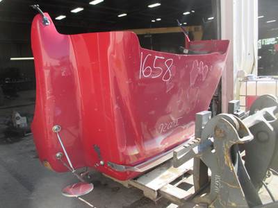 International 9200i Hood