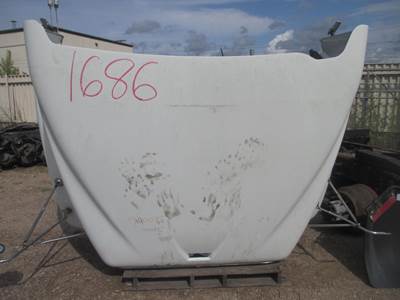 International 9400i Hood