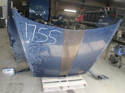 Kenworth T680 Hood