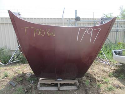 Used Kenworth T700 59" Maroon Hood