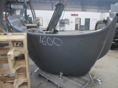 Mack Pinnacle CXU613 Hood