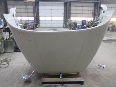 Mack Pinnacle CXU613 Hood