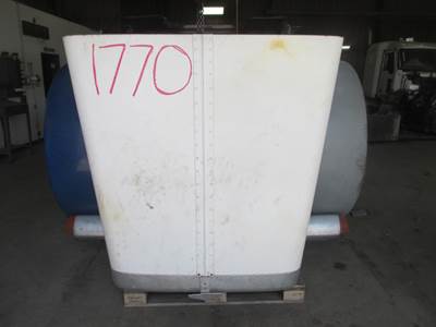 Peterbilt 379 Short Hood 59" White, Right Fender Cracks