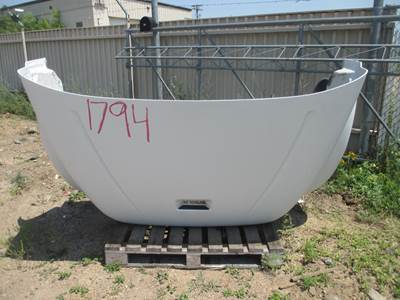 2004 Sterling Acterra Hood 42", White
