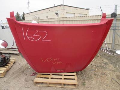 Volvo VNL Hood