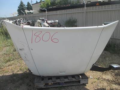 Used Volvo VNR Hood, 48" White