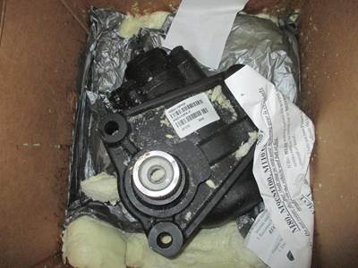 Mack 20QC4416M Power Steering Assembly