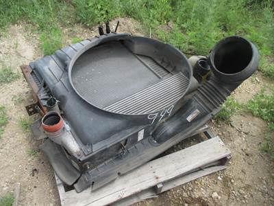 Ford F-650 Radiator