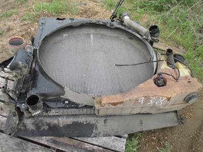 Freightliner Cascadia Radiator
