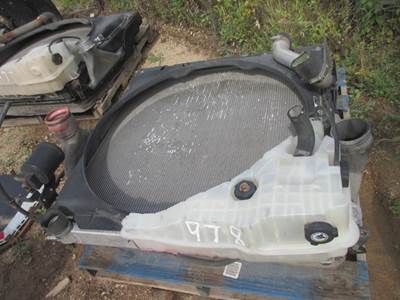 Freightliner Cascadia Radiator