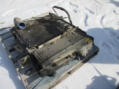 Freightliner FC80 Radiator