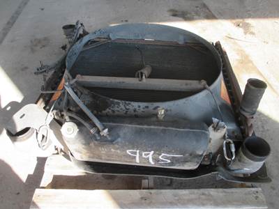 Freightliner FLD120 Radiator