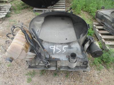 International LoneStar Radiator