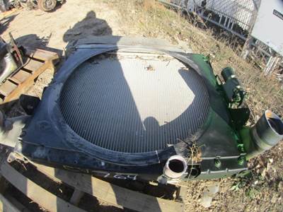 Mack 25174125 Radiator