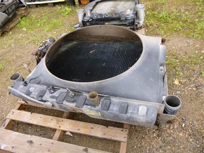 Mack CH Radiator