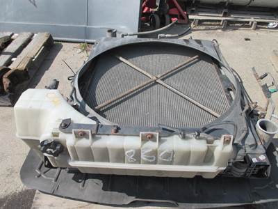 Mack CXU Radiator
