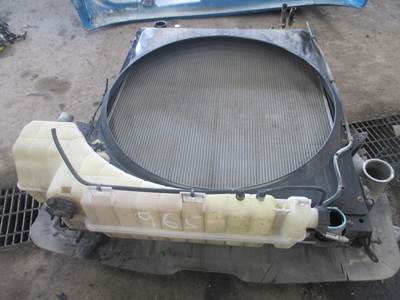 Mack CXU Radiator