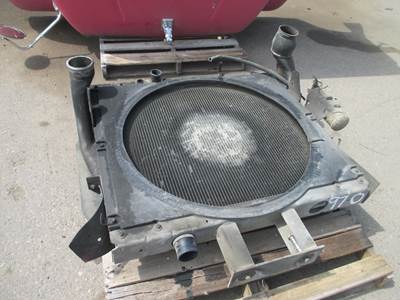 Mack Granite CV513 Radiator