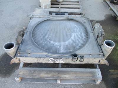 Mack Granite CV713 Radiator