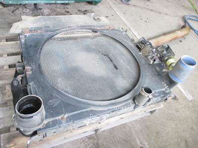 Mack Granite CV713 Radiator