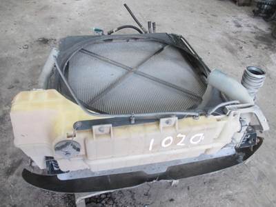 Mack Pinnacle CHU613 Radiator