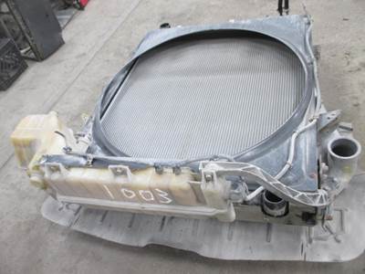 Mack Pinnacle CXU613 Radiator