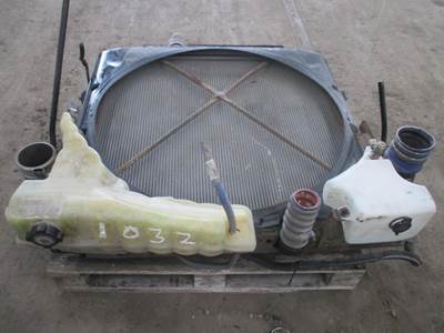 Peterbilt 579 Radiator