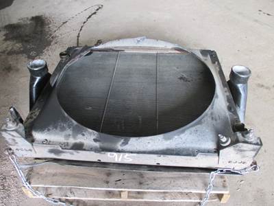 Western Star 4964 Radiator