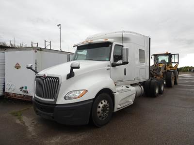 International LT Sleeper Semi Truck - Mid Roof Sleeper, A26 450HP, 10 Speed Manual