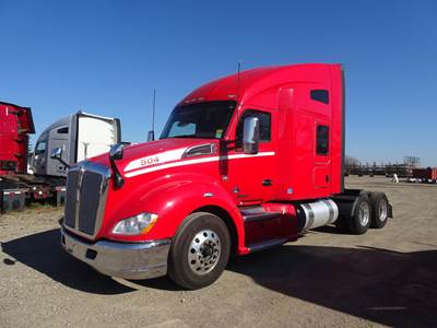 Kenworth T680 Sleeper Semi Truck - Cummins 450HP, Automatic