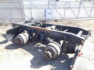 International LT625 Suspension